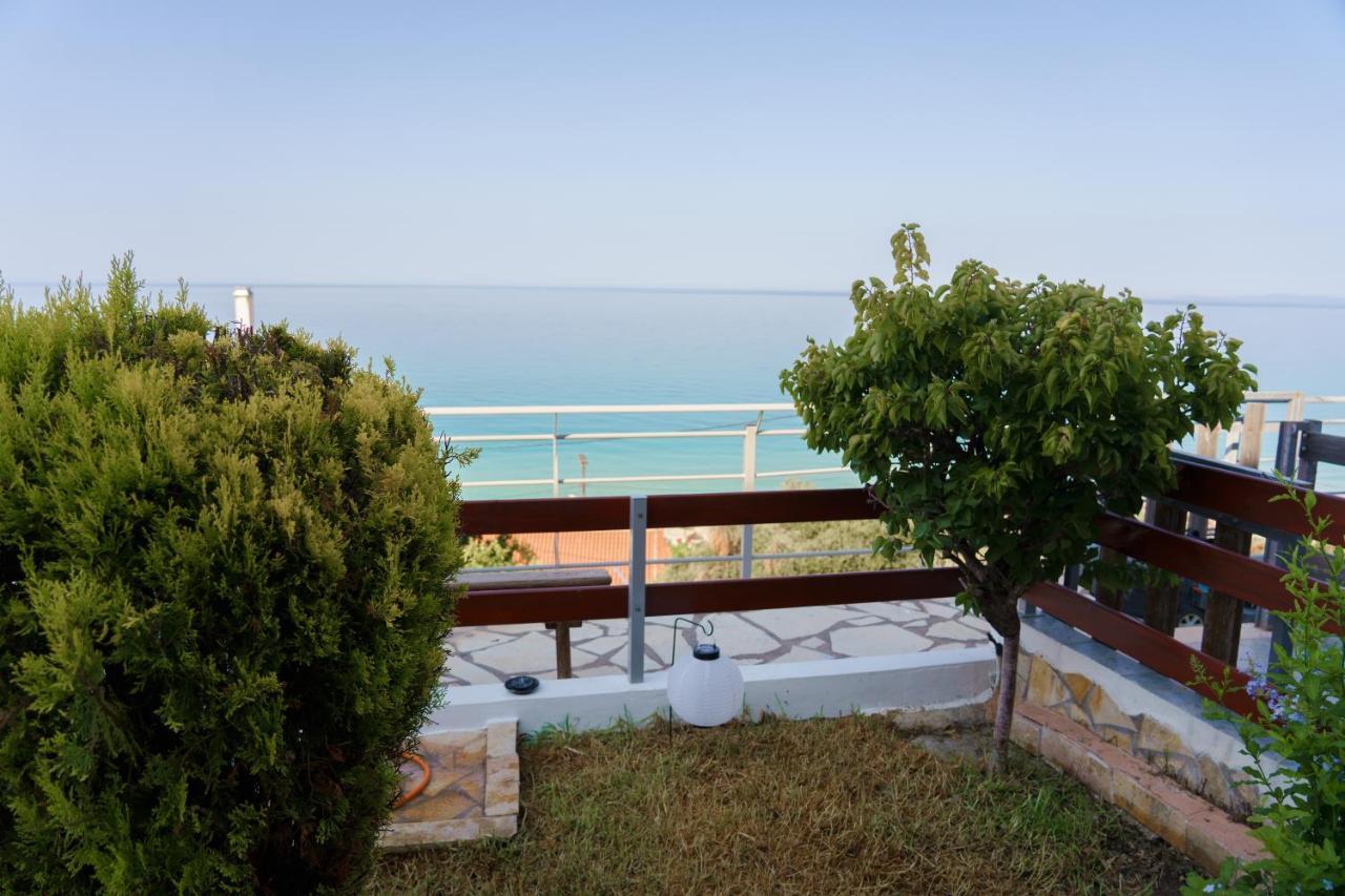 Loutsa By The Sea Διαμέρισμα Εξωτερικό φωτογραφία